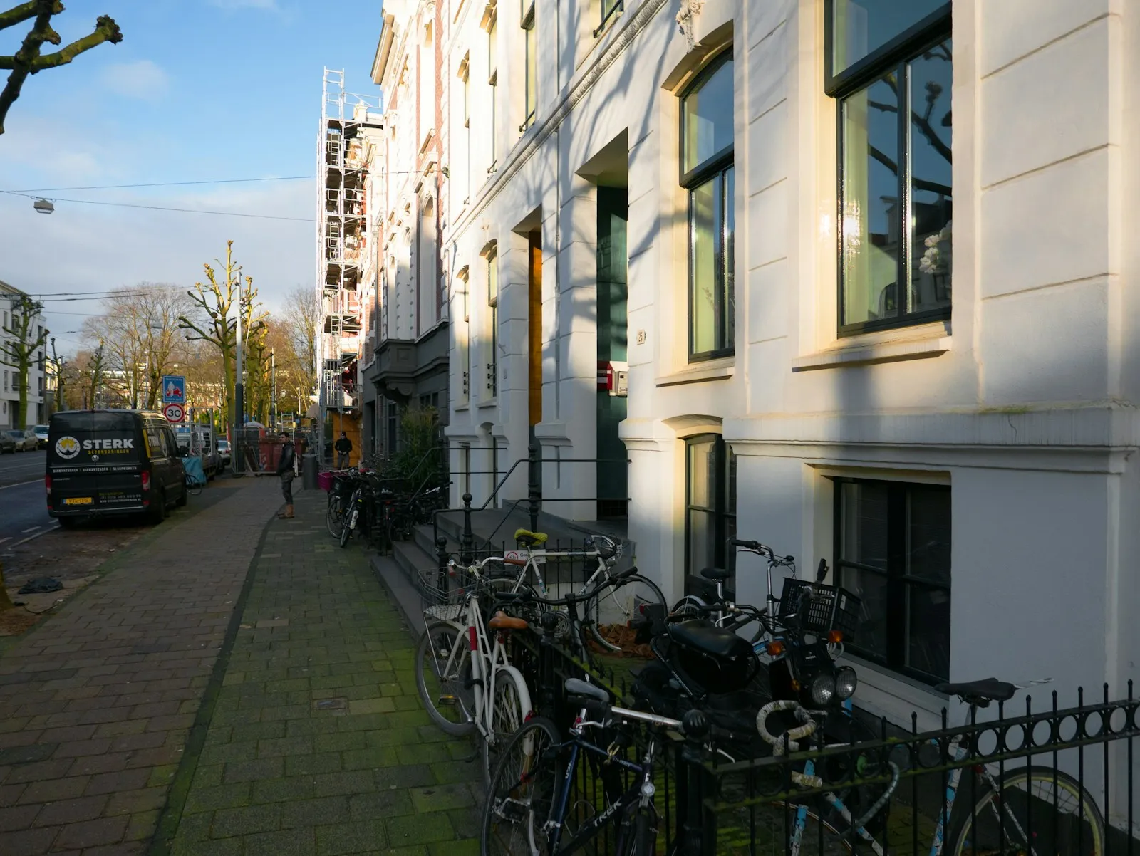 Zwaardere stroomaansluiting aanvragen Friesland: